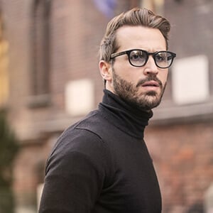 Customer Kyle Roberts